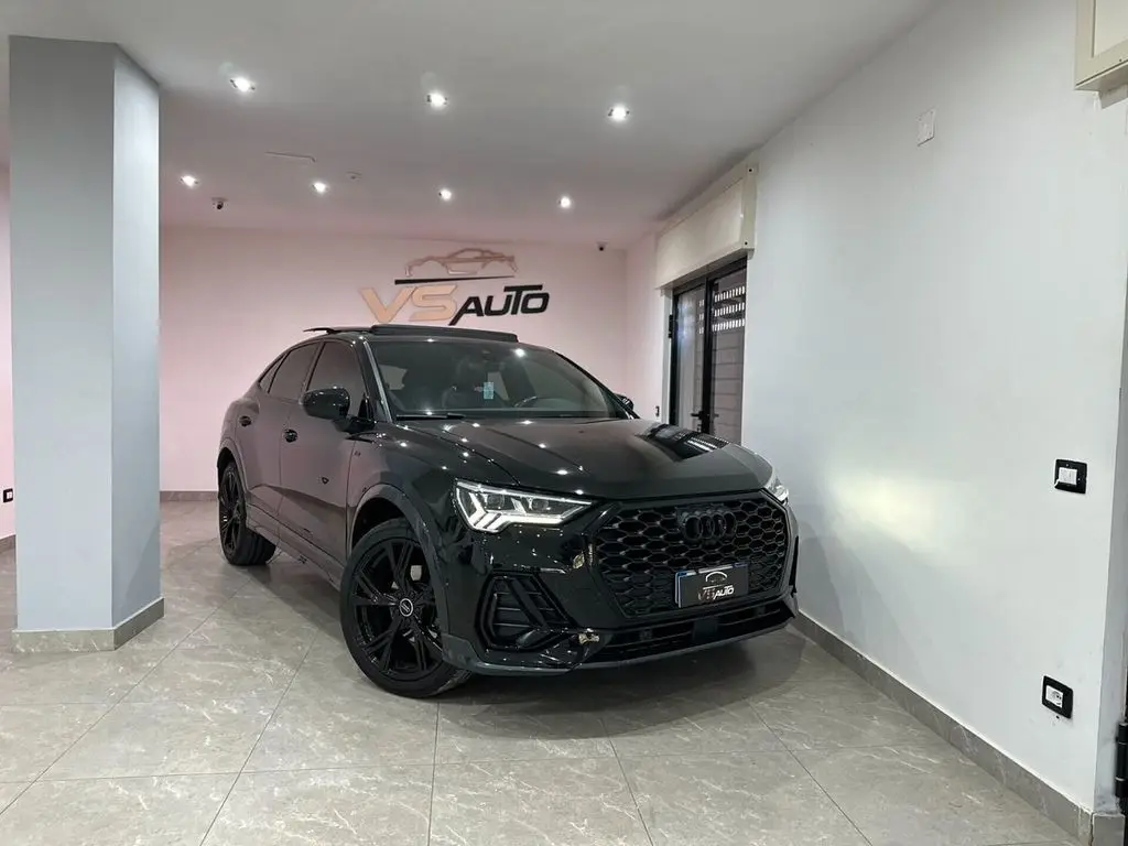 Photo 1 : Audi Q3 2019 Diesel