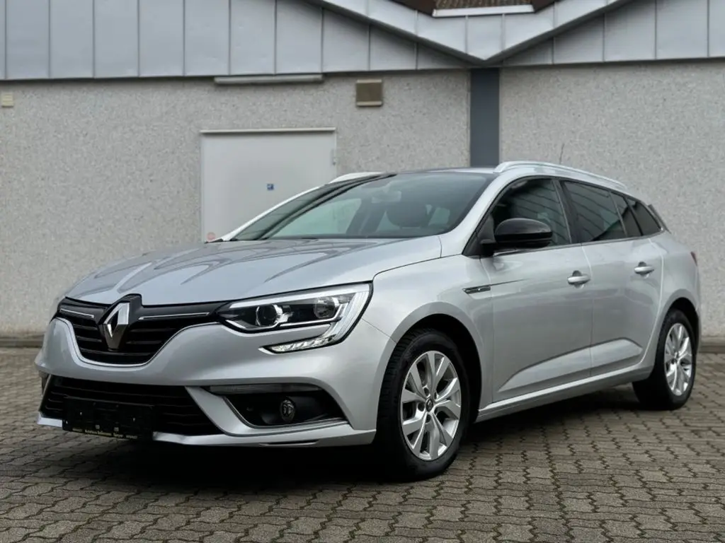 Photo 1 : Renault Megane 2020 Essence