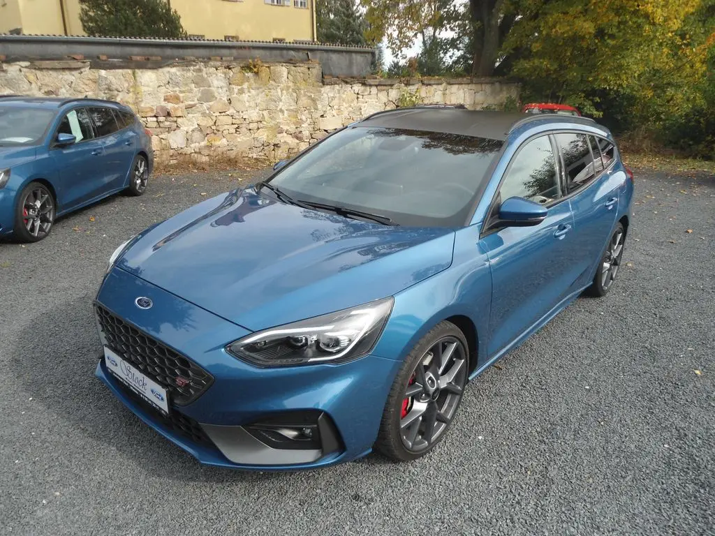 Photo 1 : Ford Focus 2020 Petrol