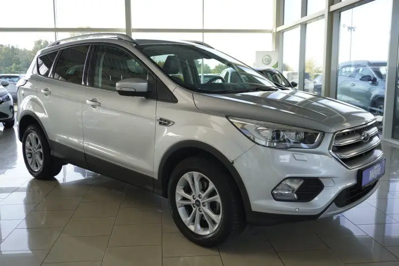 Photo 1 : Ford Kuga 2019 Petrol