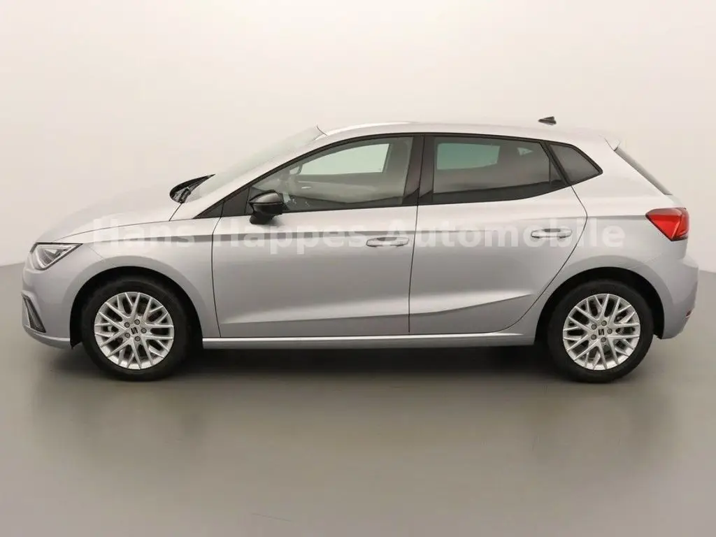 Photo 1 : Seat Ibiza 2024 Petrol