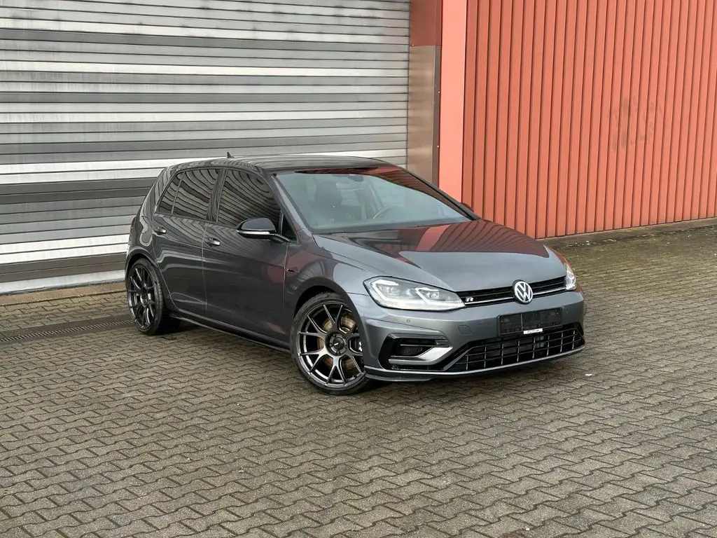 Photo 1 : Volkswagen Golf 2018 Essence