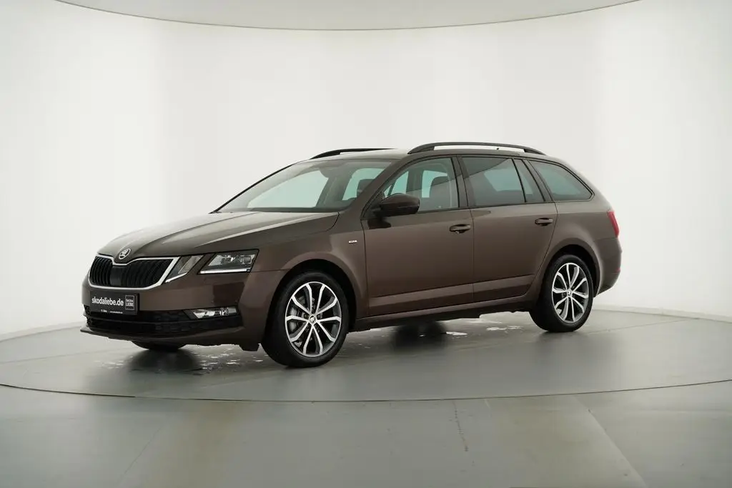 Photo 1 : Skoda Octavia 2017 Petrol