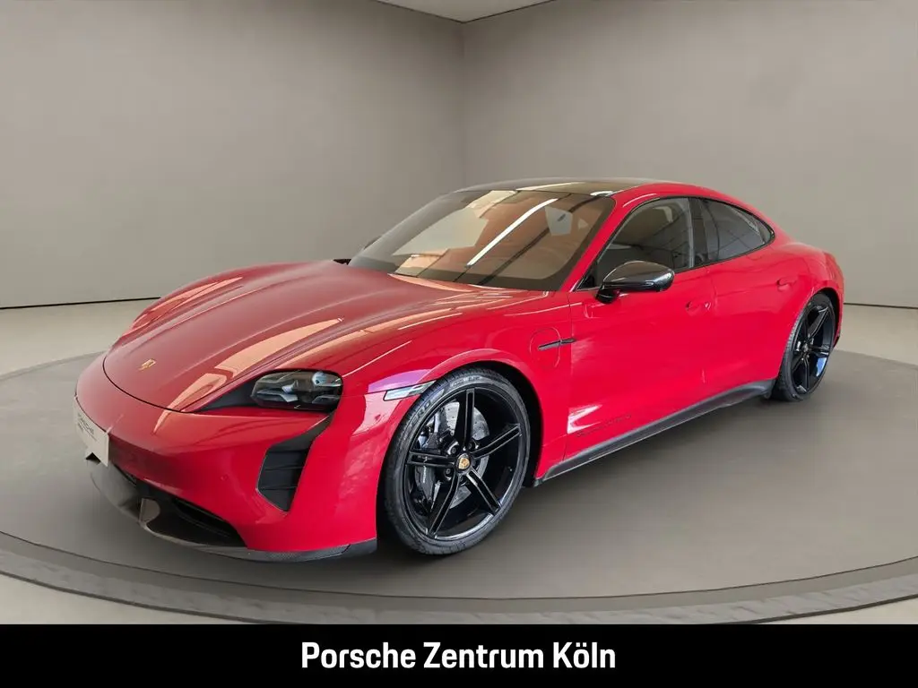 Photo 1 : Porsche Taycan 2021 Not specified