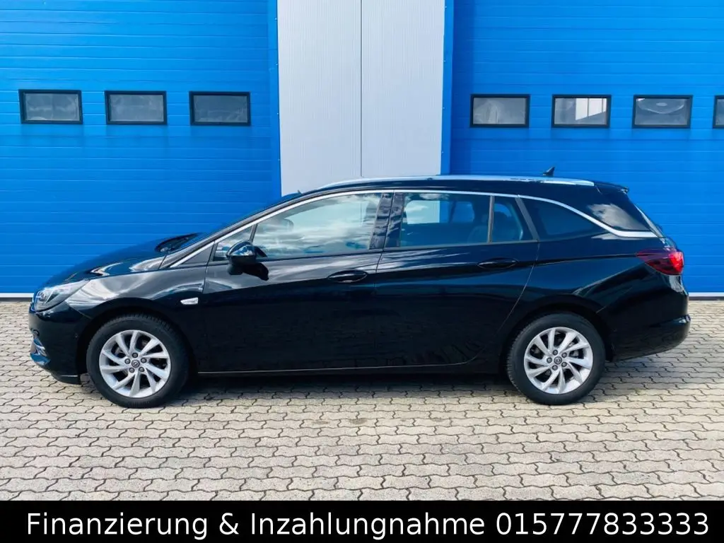 Photo 1 : Opel Astra 2021 Essence