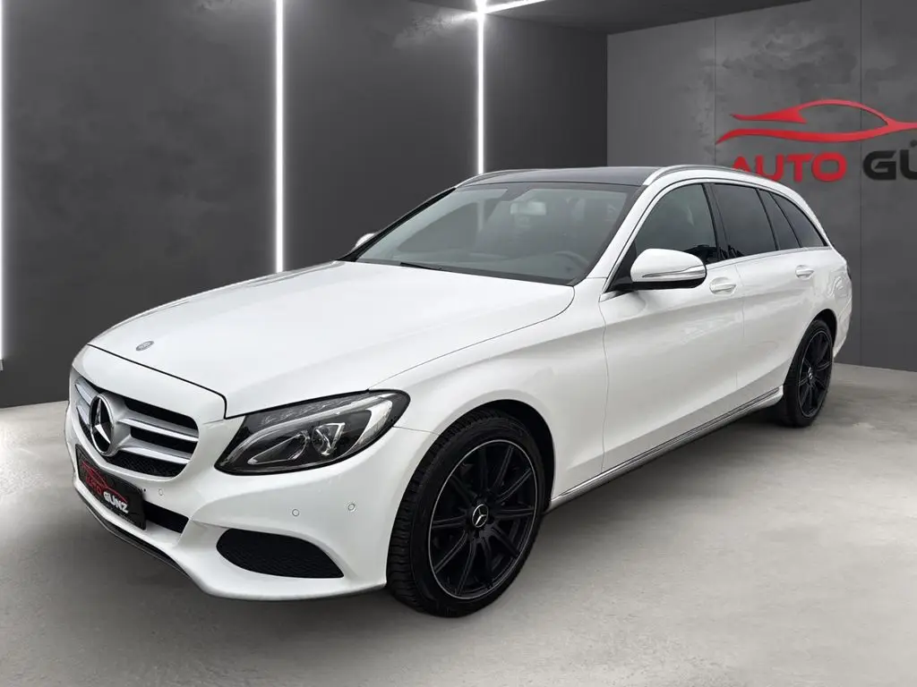 Photo 1 : Mercedes-benz Classe C 2015 Petrol