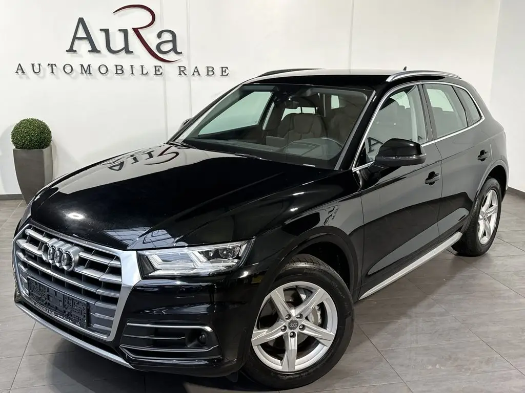 Photo 1 : Audi Q5 2020 Diesel