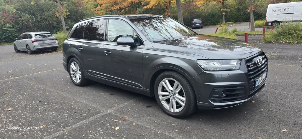 Photo 1 : Audi Sq7 2018 Diesel