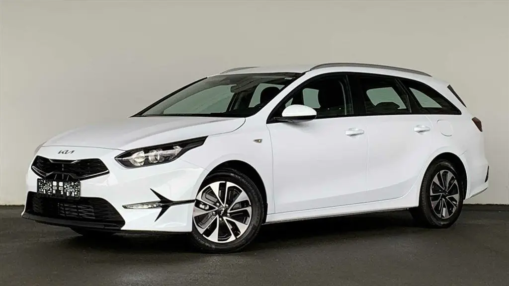 Photo 1 : Kia Ceed 2024 Petrol