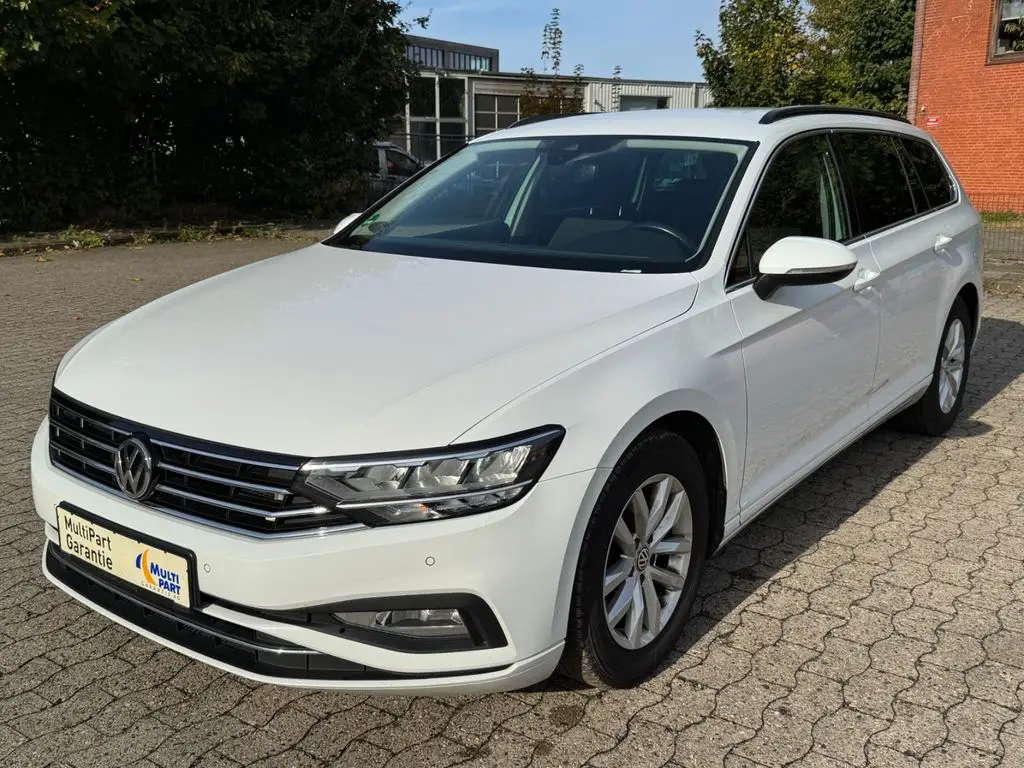 Photo 1 : Volkswagen Passat 2020 Diesel