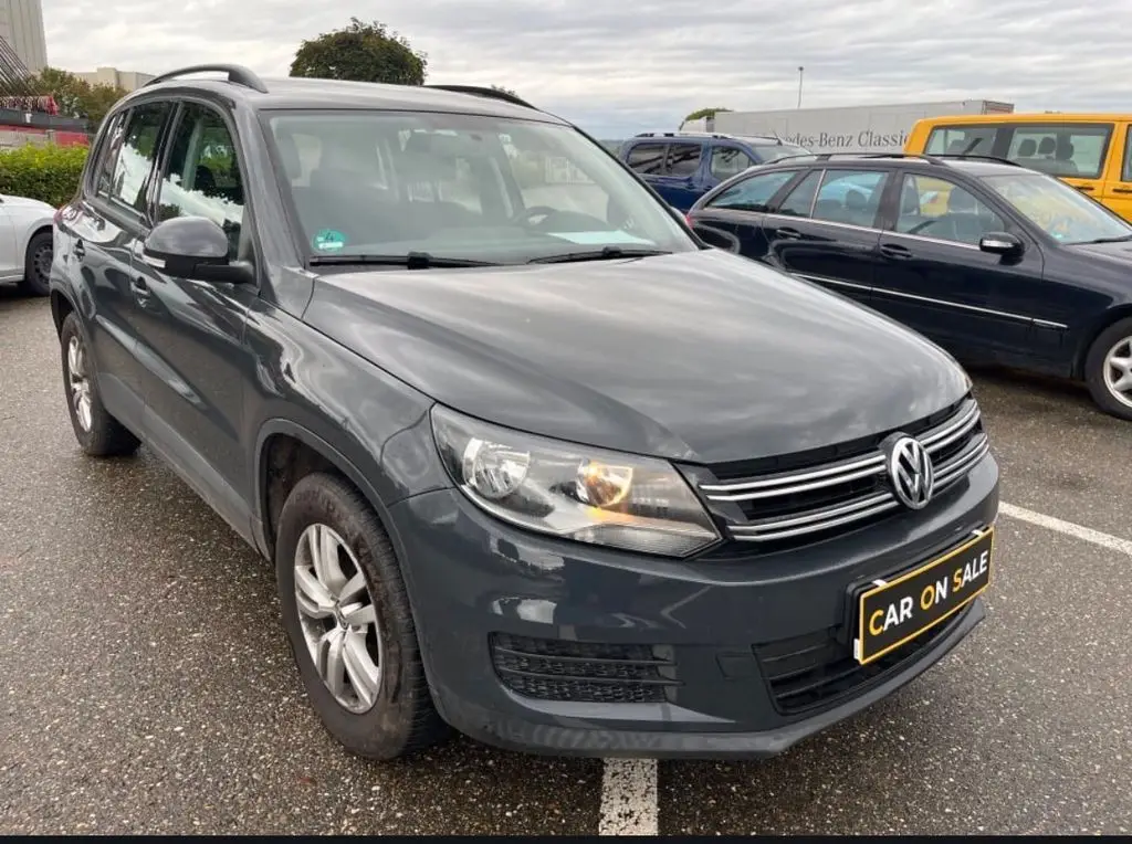 Photo 1 : Volkswagen Tiguan 2015 Petrol