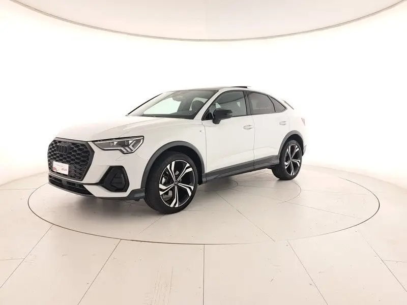 Photo 1 : Audi Q3 2023 Autres