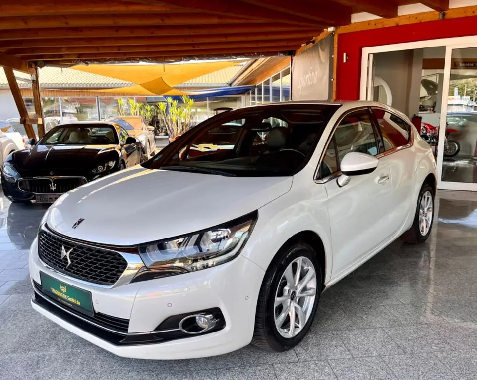 Photo 1 : Citroen Ds4 2016 Diesel