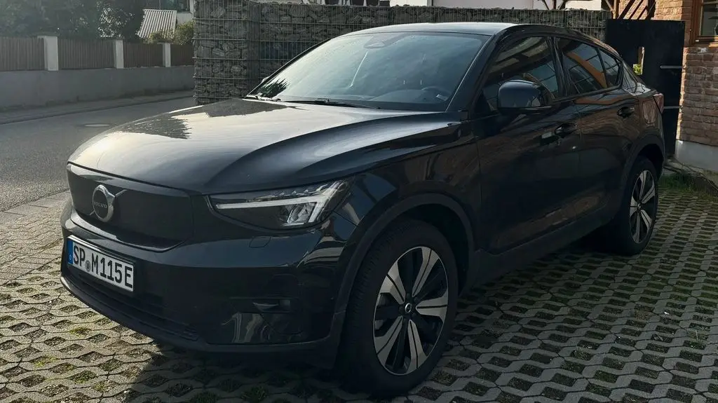 Photo 1 : Volvo C40 2023 Non renseigné