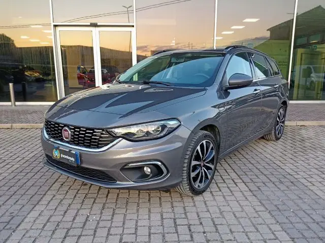 Photo 1 : Fiat Tipo 2019 Diesel