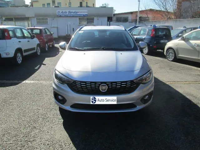 Photo 1 : Fiat Tipo 2018 Diesel