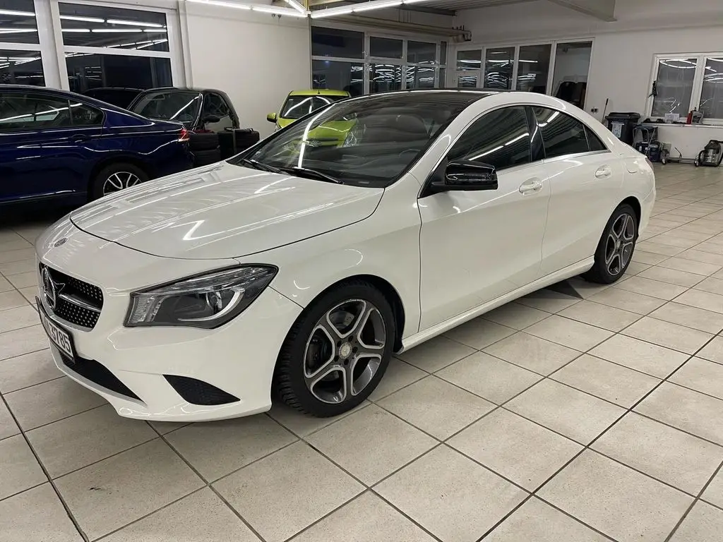 Photo 1 : Mercedes-benz Classe Cla 2015 Petrol