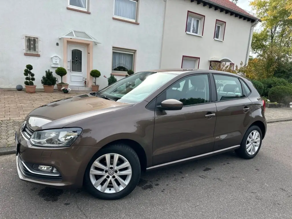 Photo 1 : Volkswagen Polo 2017 Petrol