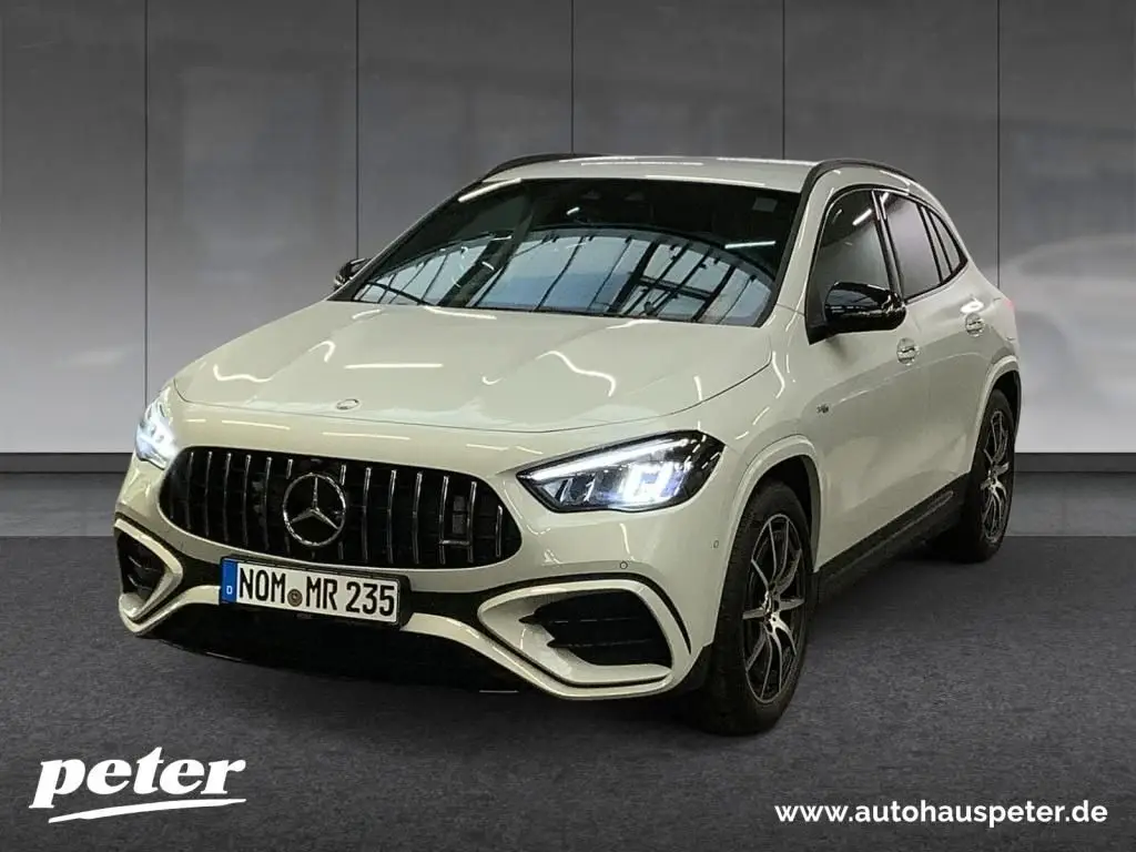 Photo 1 : Mercedes-benz Classe Gla 2024 Petrol