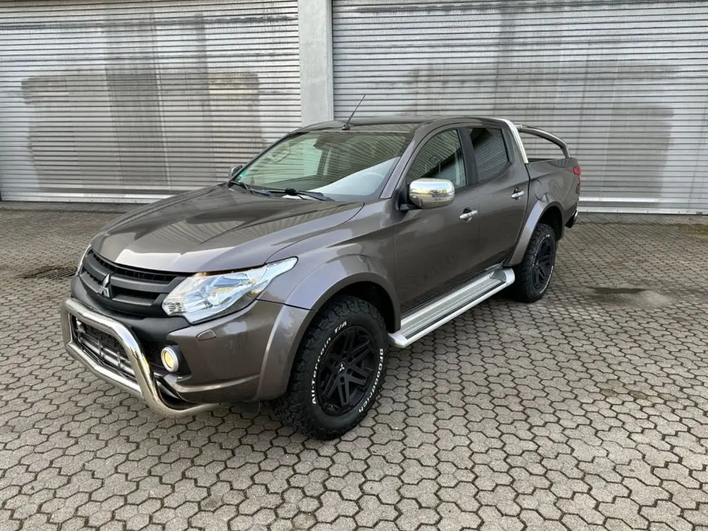 Photo 1 : Mitsubishi L200 2017 Diesel