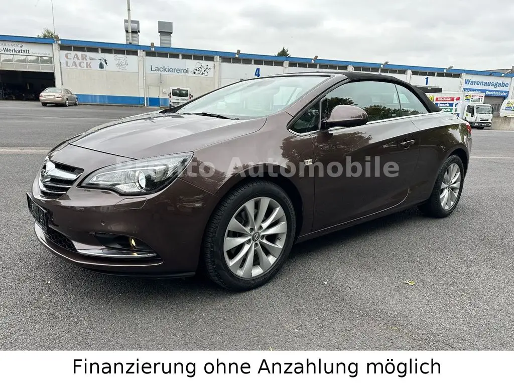 Photo 1 : Opel Cascada 2016 Essence