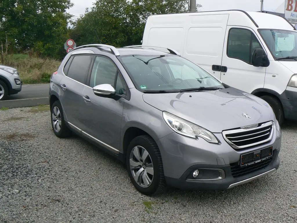 Photo 1 : Peugeot 2008 2016 Essence