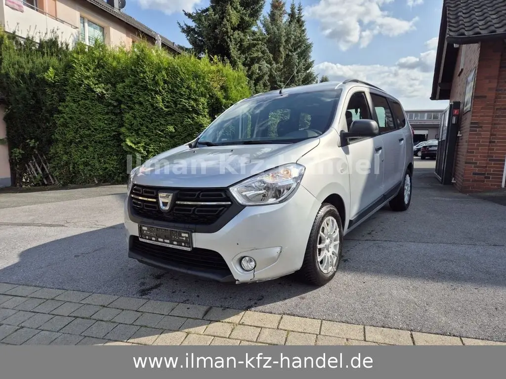 Photo 1 : Dacia Lodgy 2019 Petrol