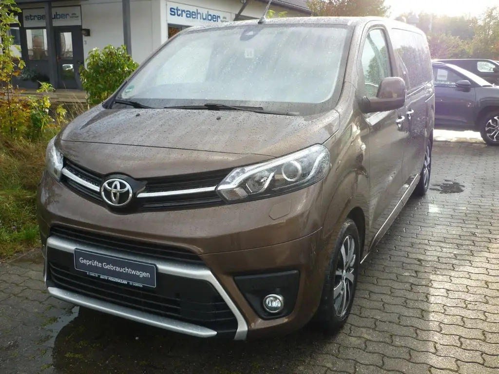 Photo 1 : Toyota Proace 2019 Diesel