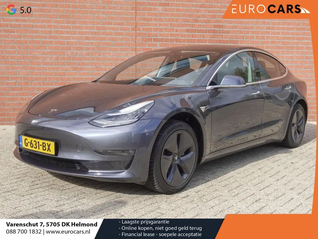 Photo 1 : Tesla Model 3 2019 Non renseigné