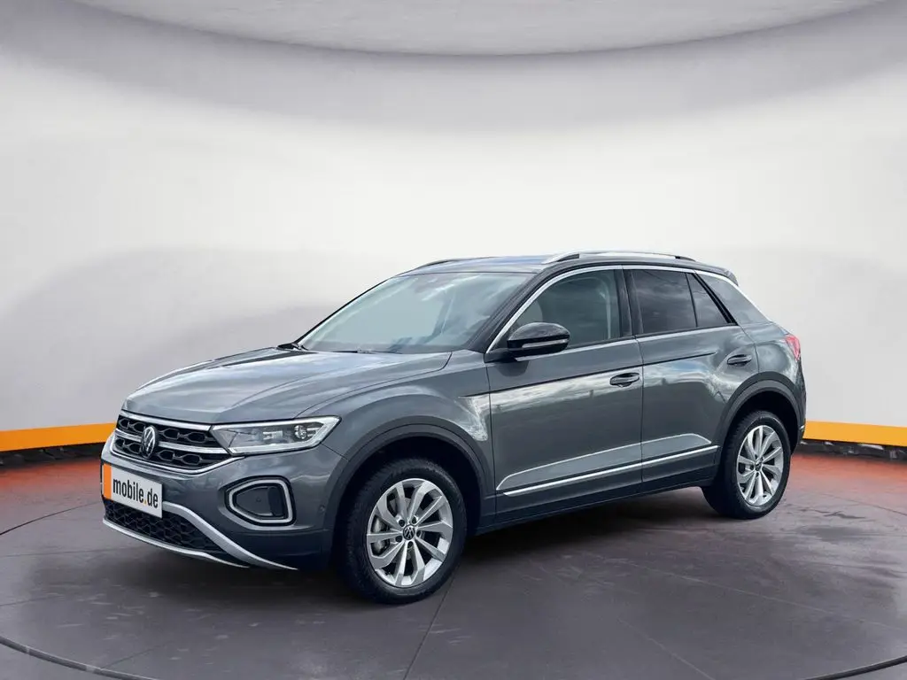 Photo 1 : Volkswagen T-roc 2024 Petrol