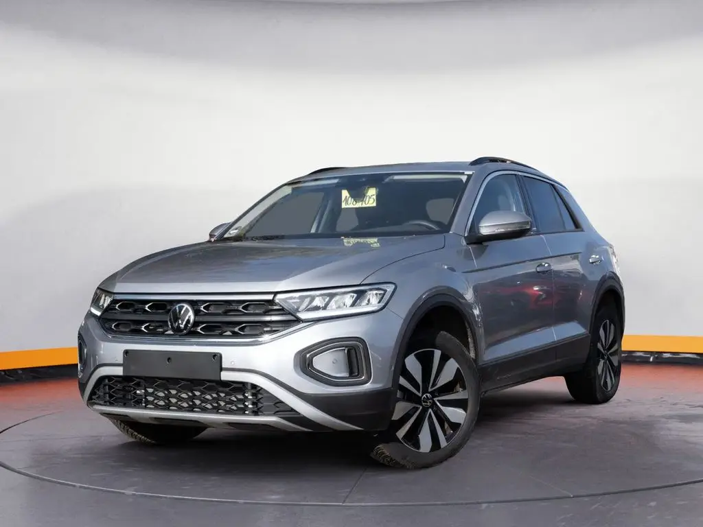 Photo 1 : Volkswagen T-roc 2023 Essence