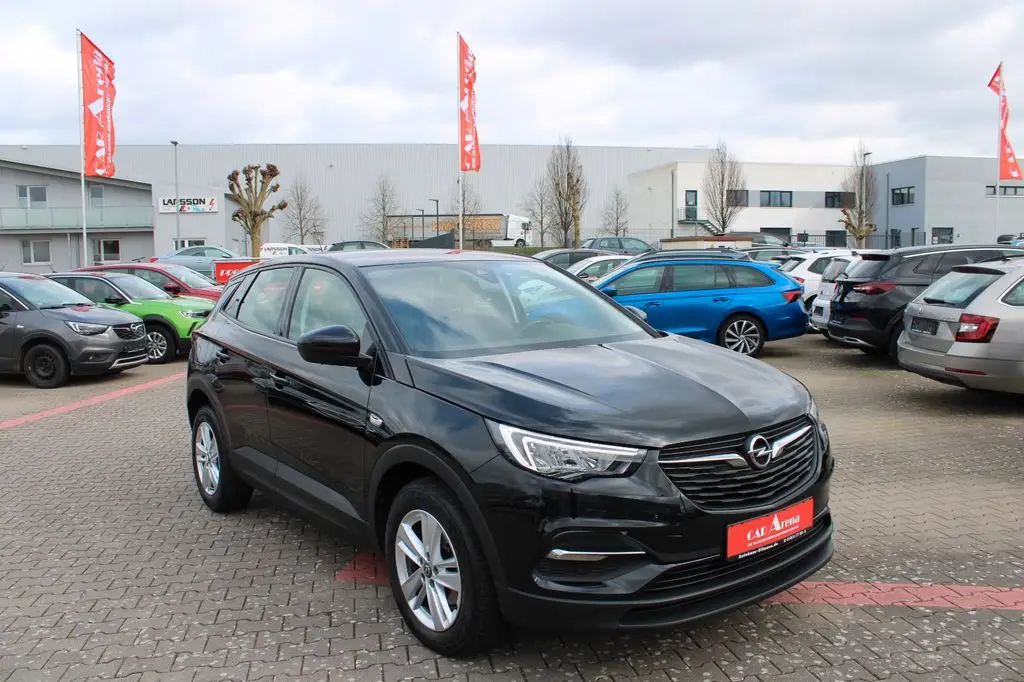 Photo 1 : Opel Grandland 2021 Essence