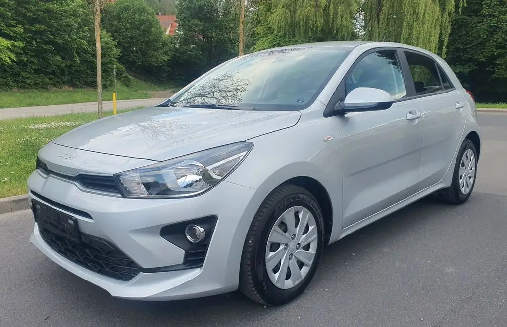 Photo 1 : Kia Rio 2023 Petrol