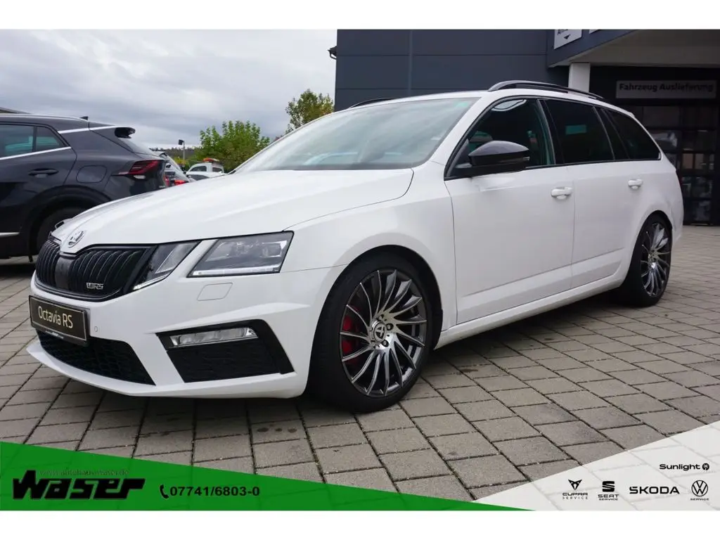 Photo 1 : Skoda Octavia 2018 Petrol