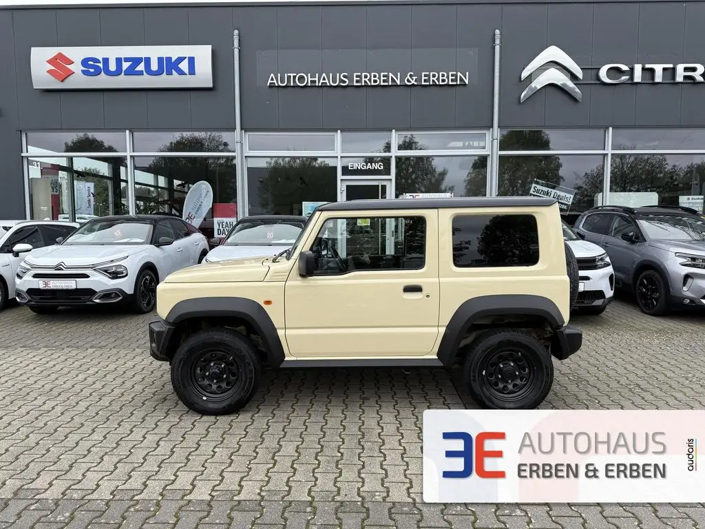 Photo 1 : Suzuki Jimny 2023 Essence