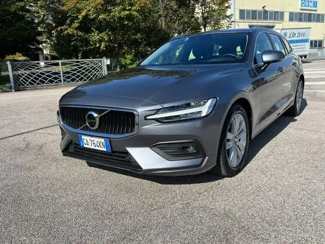 Photo 1 : Volvo V60 2020 Diesel