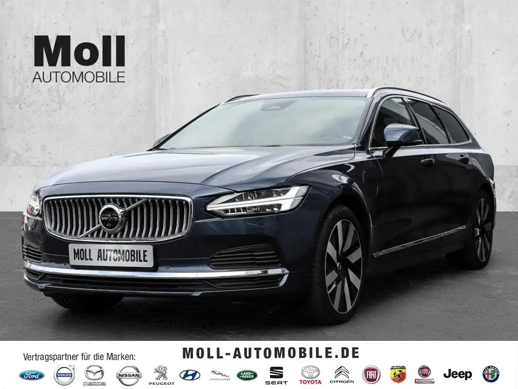 Photo 1 : Volvo V90 2023 Hybride