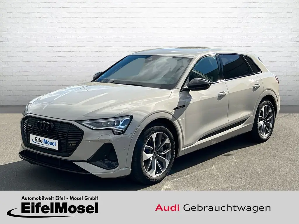 Photo 1 : Audi E-tron 2021 Non renseigné