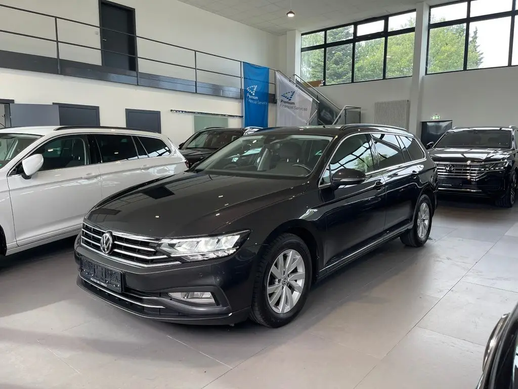 Photo 1 : Volkswagen Passat 2020 Diesel