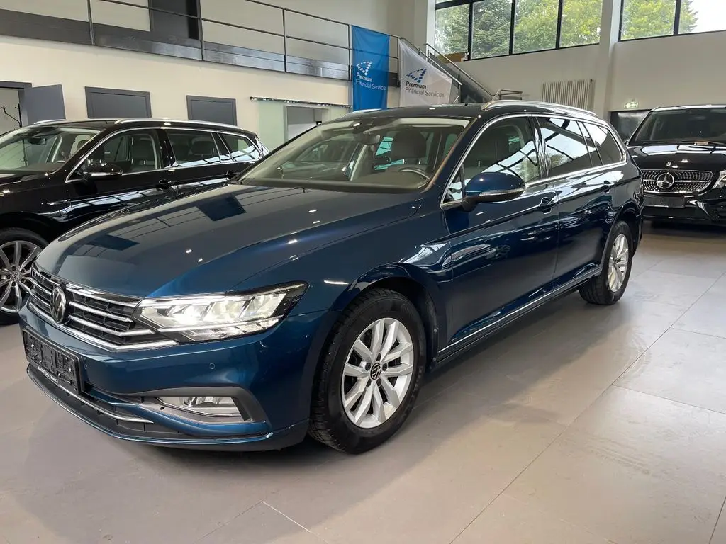 Photo 1 : Volkswagen Passat 2022 Diesel