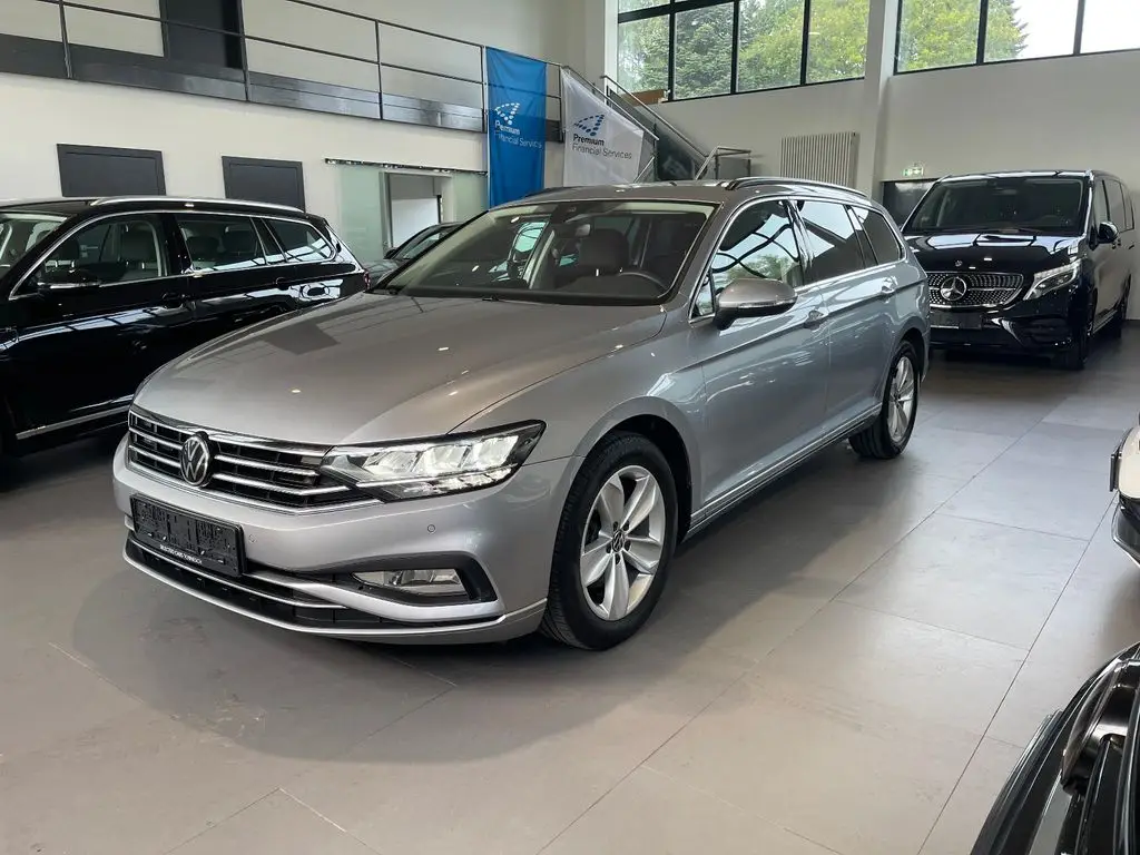 Photo 1 : Volkswagen Passat 2021 Diesel