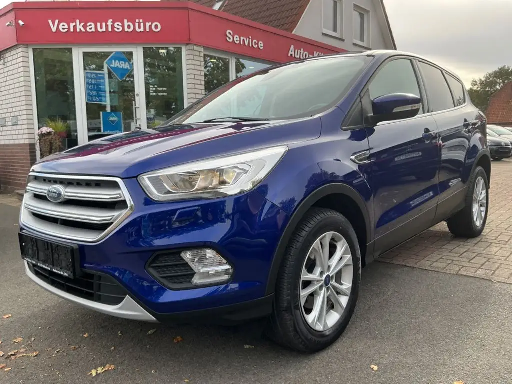 Photo 1 : Ford Kuga 2017 Petrol