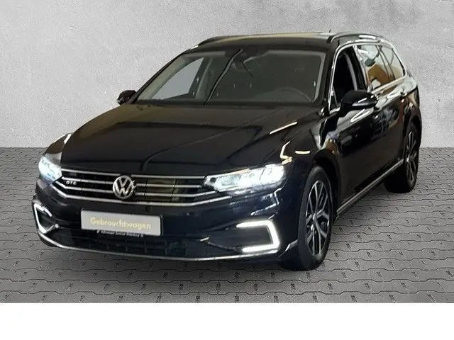 Photo 1 : Volkswagen Passat 2020 Hybride