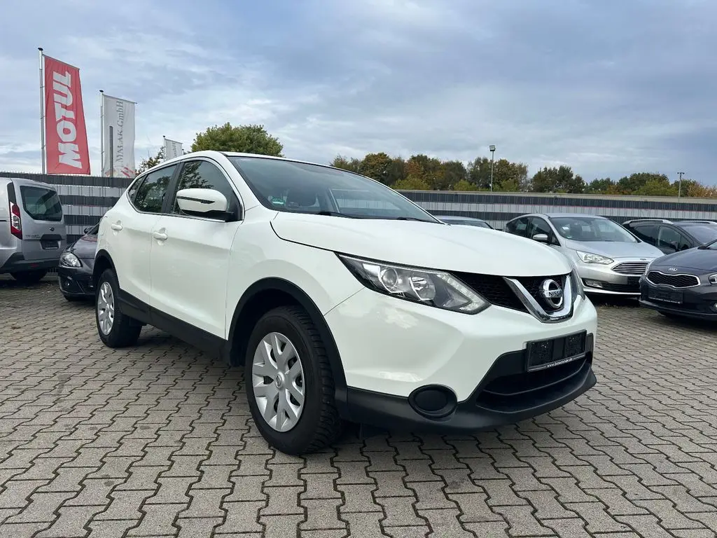 Photo 1 : Nissan Qashqai 2017 Essence