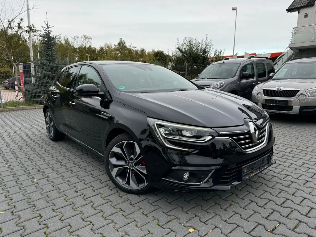 Photo 1 : Renault Megane 2016 Petrol