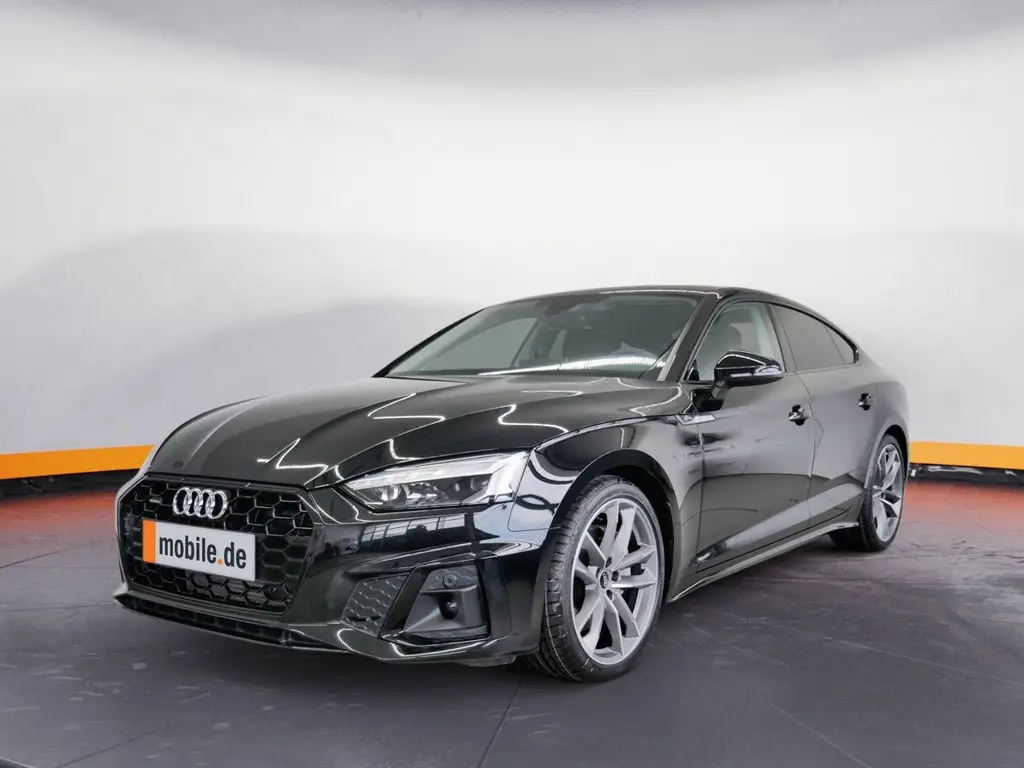 Photo 1 : Audi A5 2023 Petrol