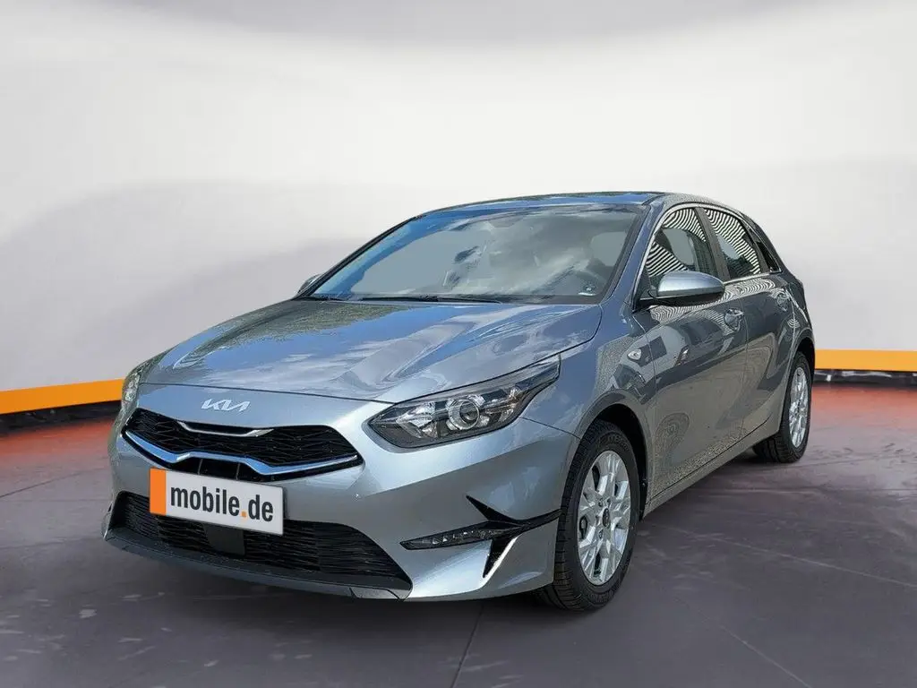 Photo 1 : Kia Ceed 2024 Essence