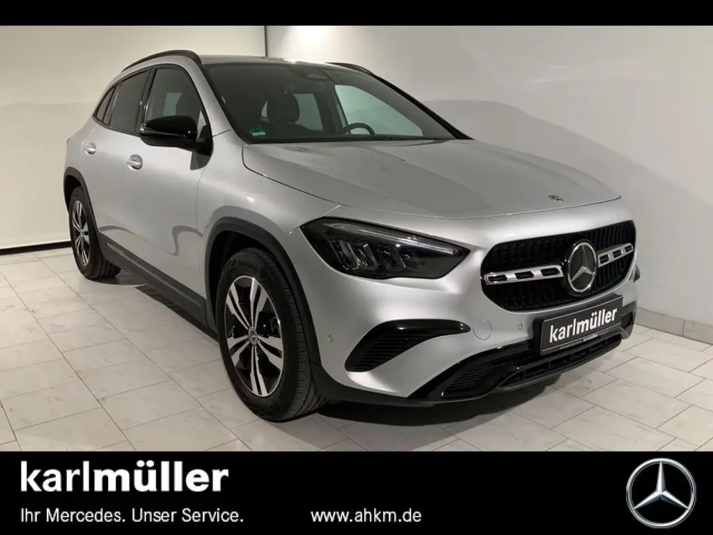 Photo 1 : Mercedes-benz Classe Gla 2023 Petrol