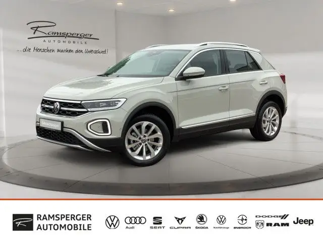 Photo 1 : Volkswagen T-roc 2024 Essence