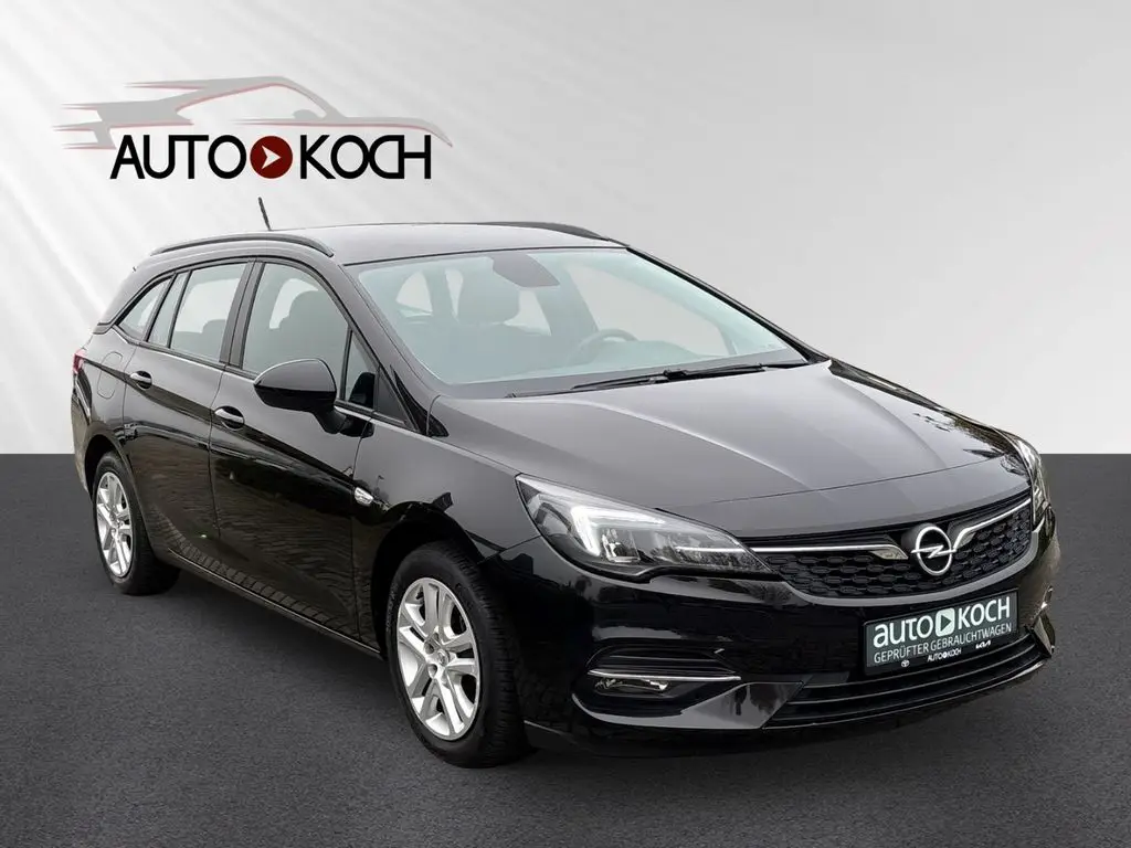 Photo 1 : Opel Astra 2022 Petrol